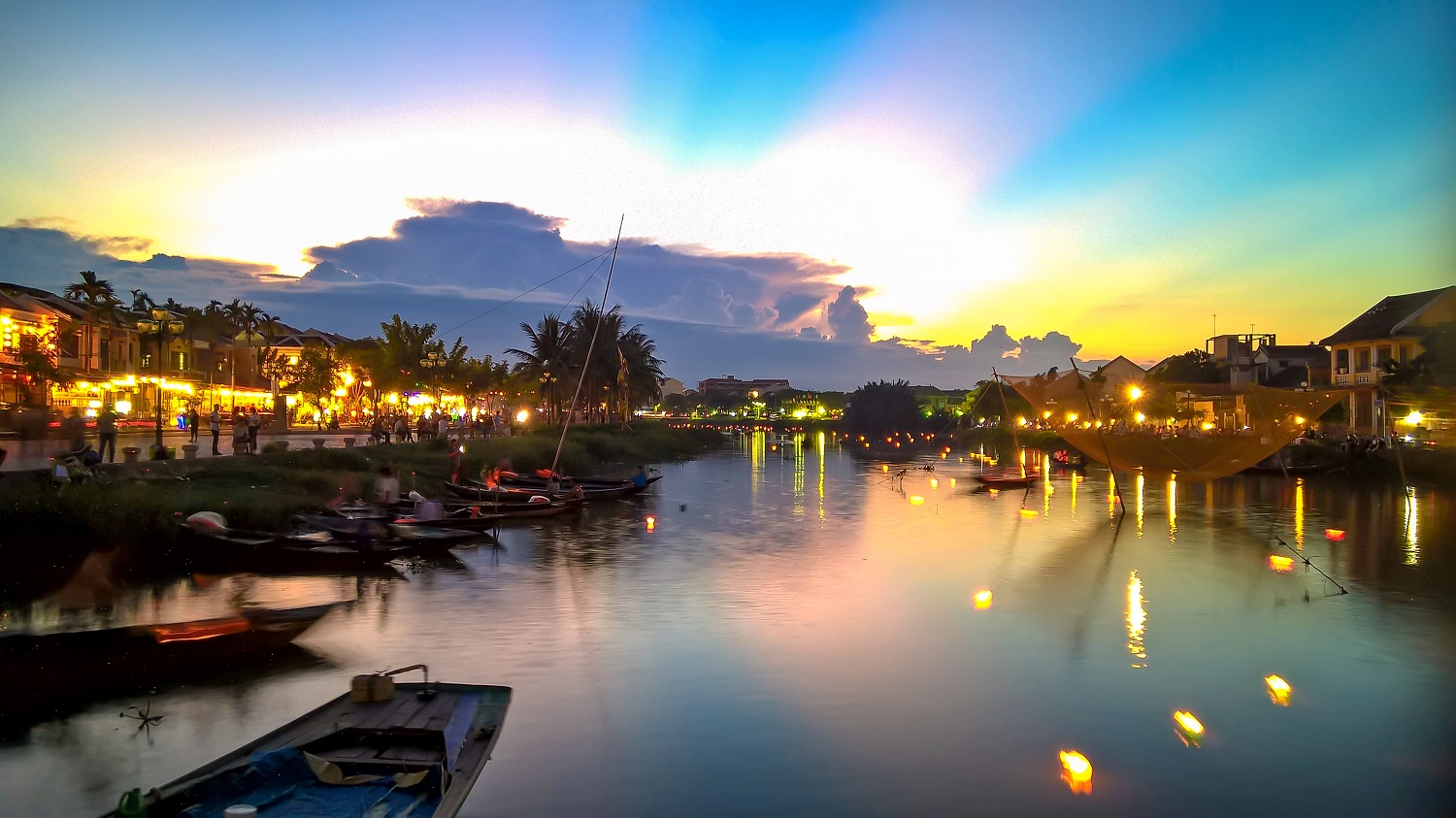 Sông Thu Bồn Hội An – Ngoạn cảnh di tích lịch sử trải dài qua phố cổ